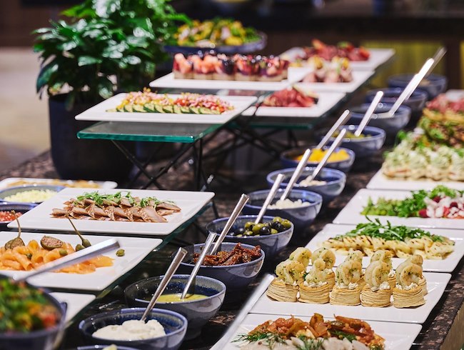 Bufety pełne przepysznych dań